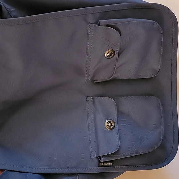 Columbia EUC Periwinkle Blue Crossbody Messenger Bag Purse Lightweight Very Nice - Picture 3 of 16